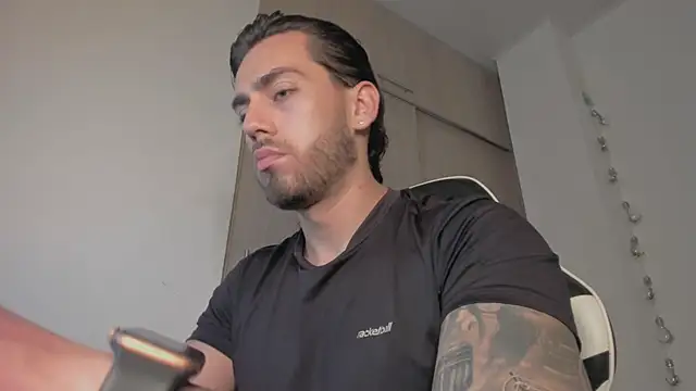 Axel  Blaze online show from 04/13/26, 12:54