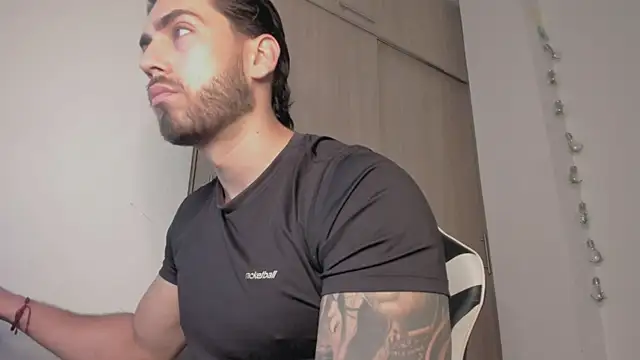 Axel  Blaze online show from 04/20/26, 01:03