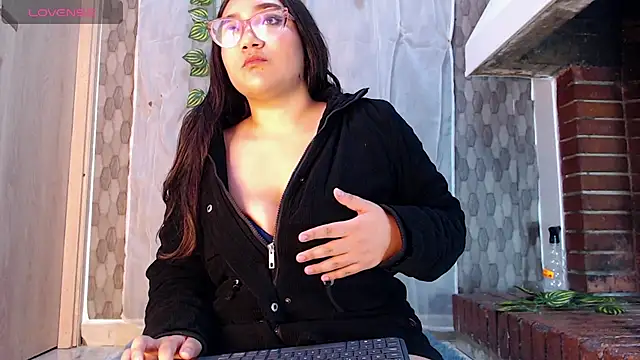 anyela donecm online show from 03/19/26, 07:29