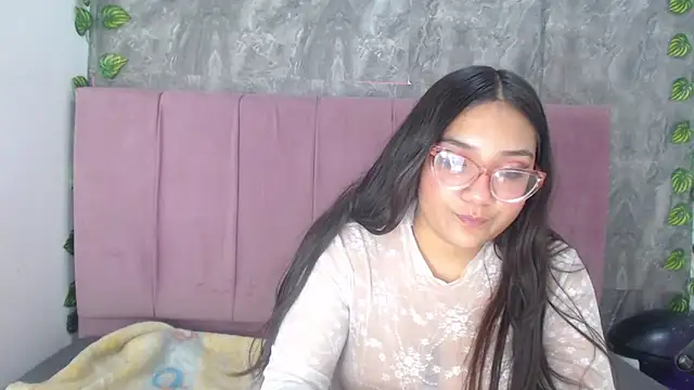 anyela donecm online show from 05/25/26, 07:42