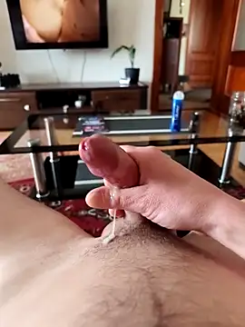 Snapshot of grzes_zny88 chatting on 03/10/26, 12:54 grzes zny88 online show from 03/10/26, 12:54