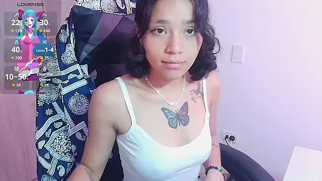 Snapshot of MalikaNoor chatting on 02/26/26, 01:32 MalikaNoor online show from 02/26/26, 01:32