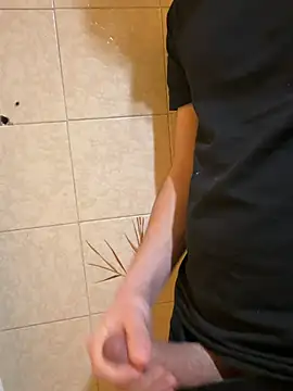 younghot77 online show from 02/26/26, 10:53