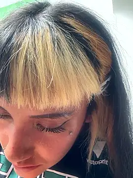 Sara 92 online show from 04/18/26, 07:07