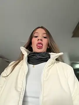 Mia Benett  online show from 05/27/26, 01:19