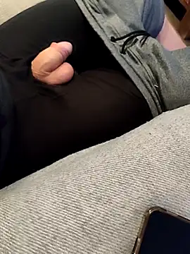 Snapshot of Melbourneguy101 chatting on 02/27/26, 12:10 Melbourneguy101 online show from 02/27/26, 12:10