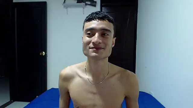 Snapshot of Sweet-Bane chatting on 04/16/26, 03:51 Sweet-Bane online show from 04/16/26, 03:51