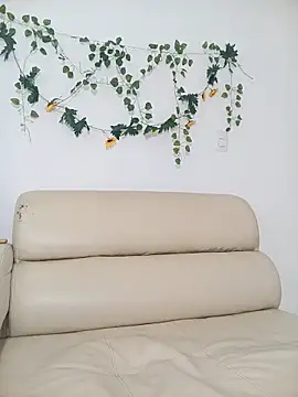 TinnaPeyton online show from 03/04/26, 05:41