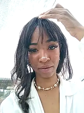 TinnaPeyton online show from 04/17/26, 05:27