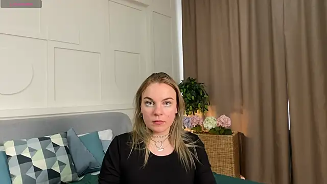 Glow Margo online show from 03/02/26, 07:26