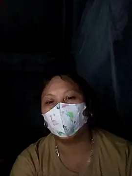 Snapshot of Heylen_hooo chatting on 02/28/26, 02:40 Heylen hooo online show from 02/28/26, 02:40