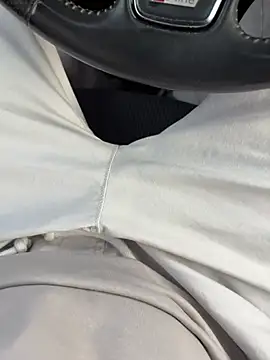 Snapshot of portostrip chatting on 04/12/26, 05:51 portostrip online show from 04/12/26, 05:51