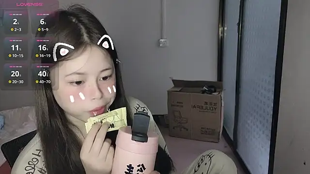 F-Yihao online show from 03/26/26, 08:42