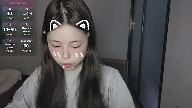 F-Yihao online show from 04/03/26, 10:13