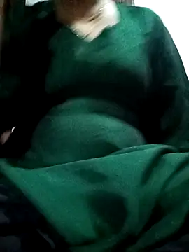 aisha 67 online show from 03/23/26, 01:48