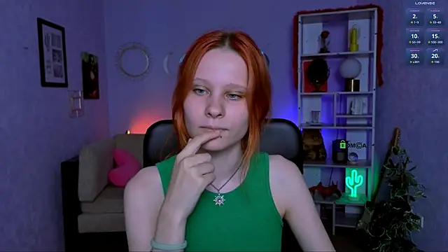 cassandra nik online show from 06/04/26, 12:22