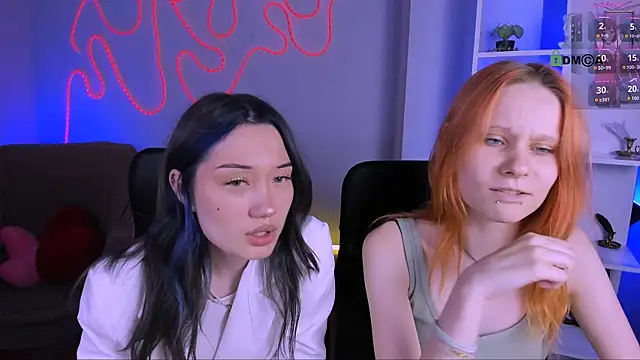 cassandra nik online show from 07/09/26, 12:31