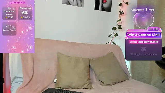 Snapshot of Rebeca_Marchetti chatting on 05/02/26, 08:47 Rebeca Marchetti online show from 05/02/26, 08:47