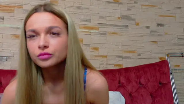 LannaSkyy online show from 03/06/26, 08:38