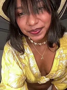Eloise aksnes online show from 06/04/26, 04:40