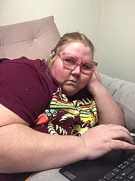 TheMotherPearl online show from 02/26/26, 02:54