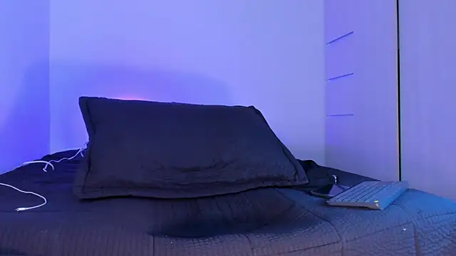 THADEO KING2 online show from 04/16/26, 04:19