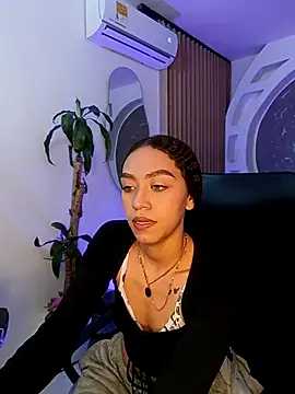 ritzabeth daniel online show from 05/04/26, 03:13
