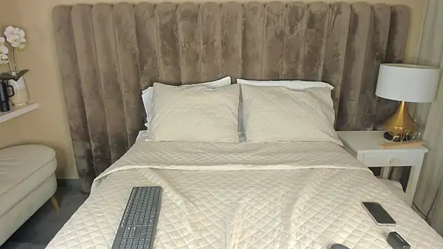 SofiBaez online show from 04/10/26, 09:52