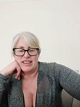 FlirtyFleur-x online show from 03/30/26, 04:08