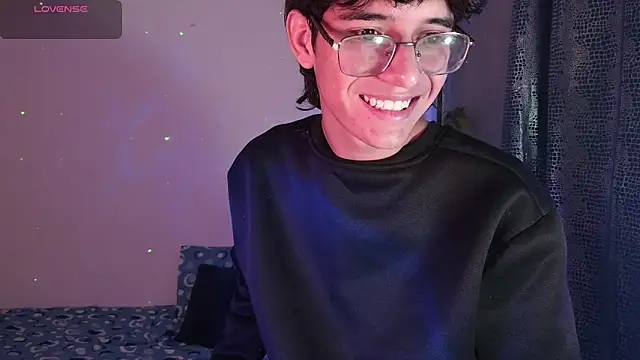 Snapshot of noah_millerx chatting on 03/02/26, 05:08 noah millerx online show from 03/02/26, 05:08