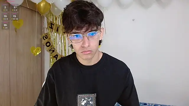 Snapshot of noah_millerx chatting on 05/23/26, 03:34 noah millerx online show from 05/23/26, 03:34
