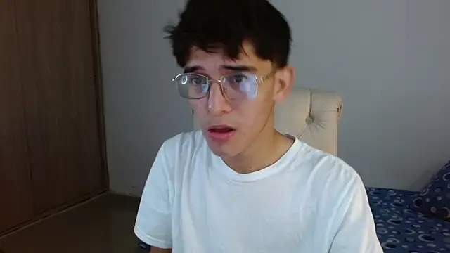 noah millerx online show from 06/24/26, 07:35