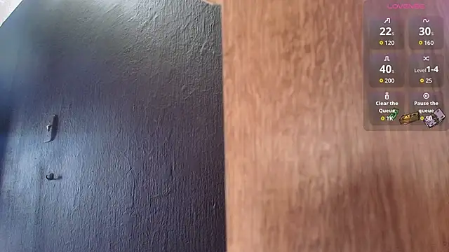 softnicol  online show from 04/10/26, 09:52