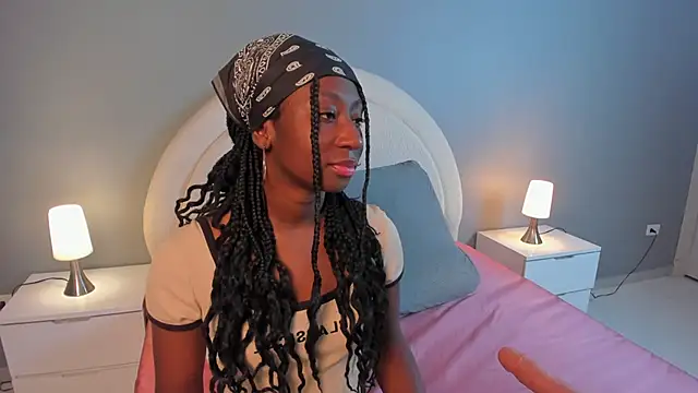 zoepinkett online show from 04/02/26, 03:37