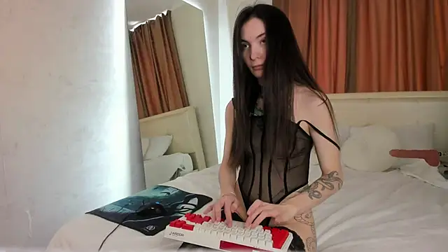 KaylaArt online show from 03/04/26, 05:13