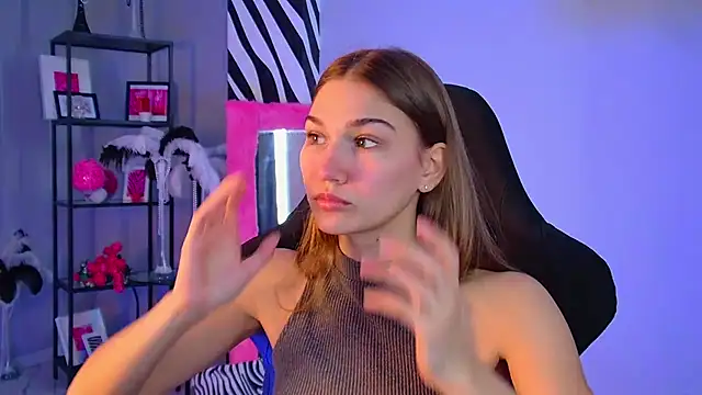 Sweet Emilya online show from 03/04/26, 08:20