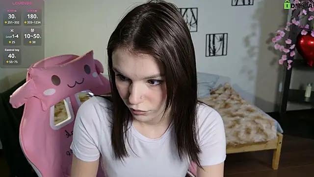 Snapshot of JanetCensley chatting on 03/15/26, 08:53 JanetCensley online show from 03/15/26, 08:53