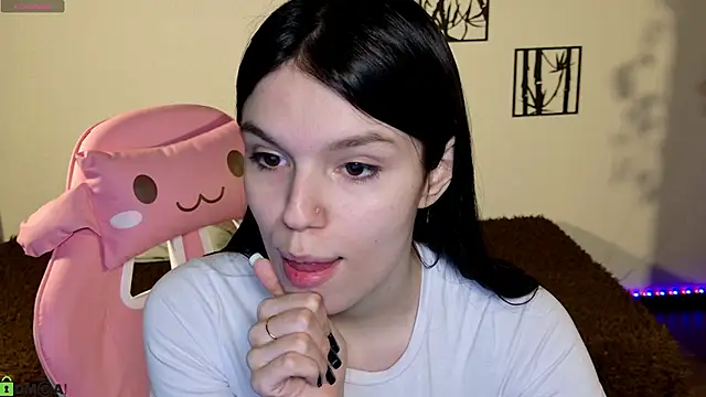 Snapshot of JanetCensley chatting on 03/22/26, 10:29 JanetCensley online show from 03/22/26, 10:29