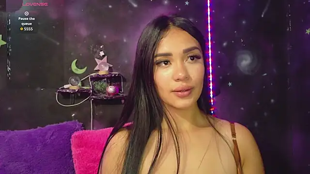 ValentinaRojass  online show from 05/14/26, 04:47