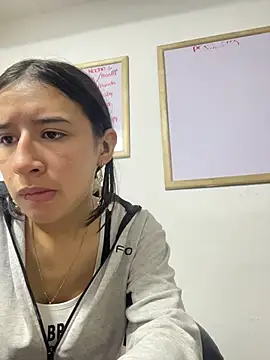 LilyRossi  online show from 07/09/26, 12:42