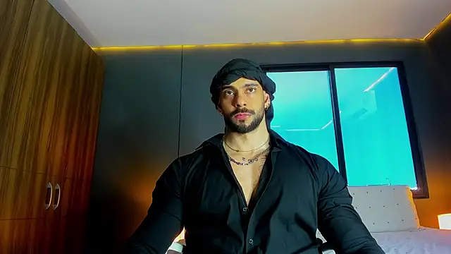 massimo visconti online show from 03/28/26, 08:19