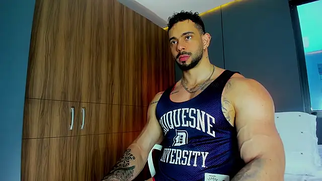 massimo visconti online show from 04/05/26, 04:26