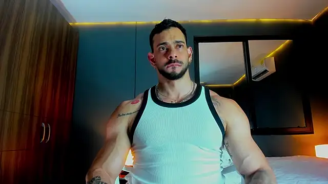 massimo visconti online show from 04/15/26, 01:23