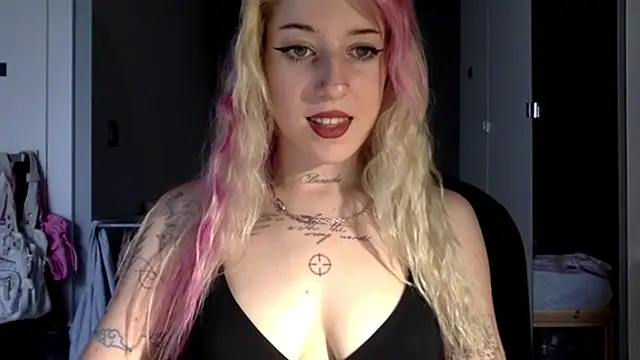 EmmyWet online show from 07/04/26, 04:02