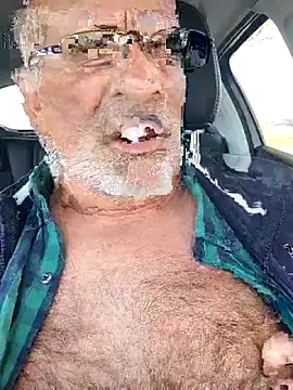 Snapshot of lui8181 chatting on 04/10/26, 04:23 lui8181 online show from 04/10/26, 04:23