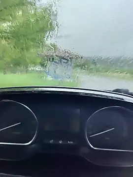 Snapshot of lui8181 chatting on 04/12/26, 03:17 lui8181 online show from 04/12/26, 03:17