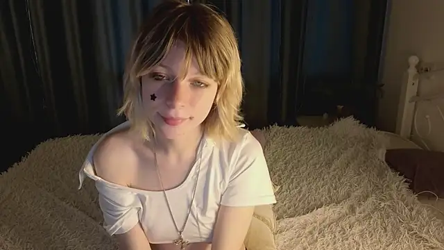 MollySally online show from 06/05/26, 02:07