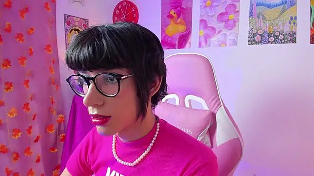 Madeline 21 online show from 03/13/26, 05:03