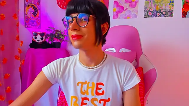 Madeline 21 online show from 04/13/26, 12:54