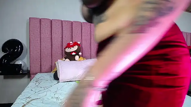 SaraLjordad online show from 04/06/26, 07:48